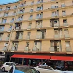 Hi Downtown Apartment A308